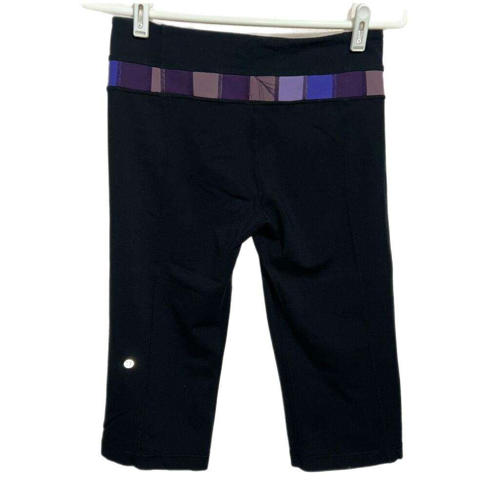 Lululemon Reversible Groove Cropped Athletic Leggings